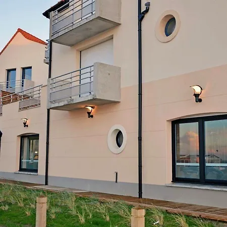 Hotel De La Baie De 3*