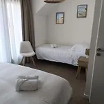 Hotel Logis- De La Baie De &