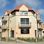 Hotel Logis- De La Baie De & Wissant