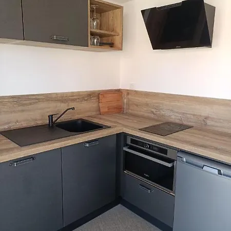 Logis- De La Baie De & Szálloda