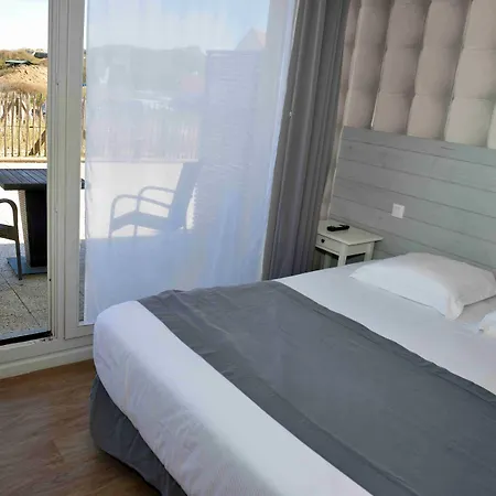 Hotel Logis- De La Baie De & Wissant