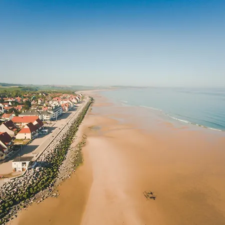 Logis- De La Baie De & 3*