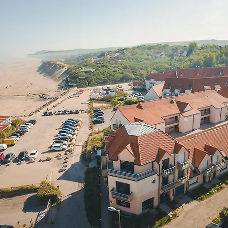 Hotel Logis- De La Baie De & Wissant