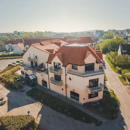 Hotel Logis- De La Baie De &