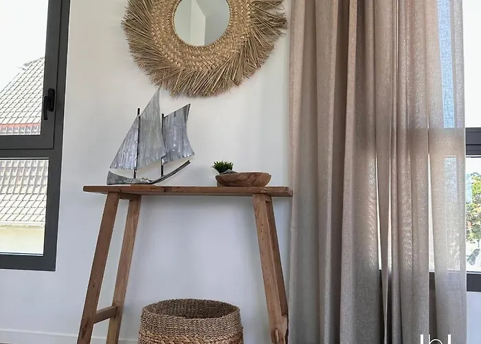 Logis- De La Baie De & Hotel 3*