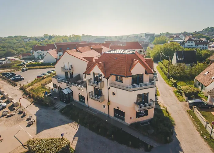 Logis- De La Baie De & Hotel Wissant