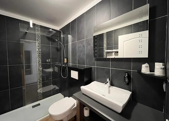 Logis- De La Baie De & Hotel Wissant