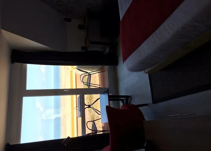 Logis- De La Baie De & Hotel Wissant